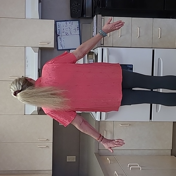 WAS $50.  CHELSEA STUDIO Short Sleeve Bright Button Down Shirt - Picture 2 of 13